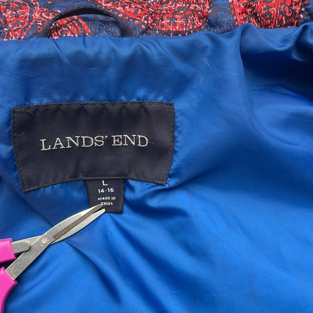Lands End Paisley quilted red/blue jacket size Large​​ - Picture 8 of 9